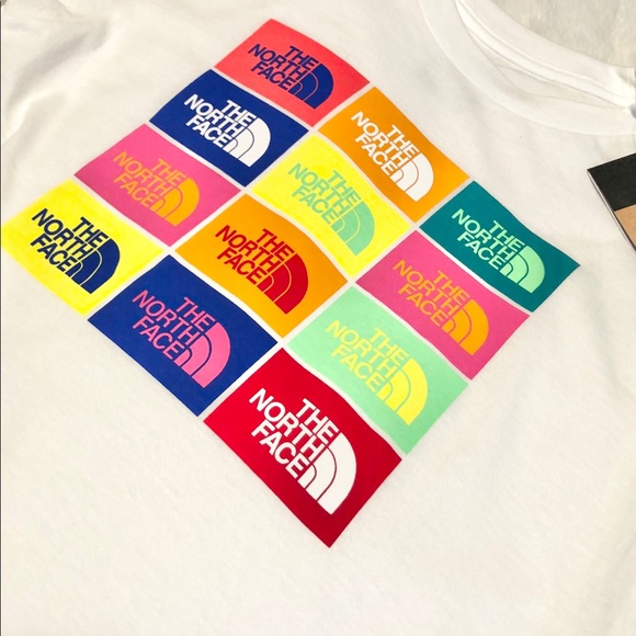 NWT Boy’s The North Face Graphic Tee - Picture 8 of 8